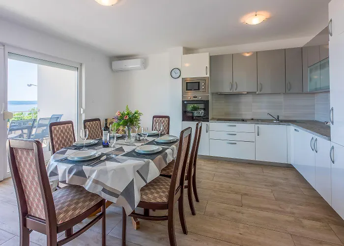 Apartamento Modernes Nur 100 Meter Zum Mit Grillplatz, Meerblick, Klima *