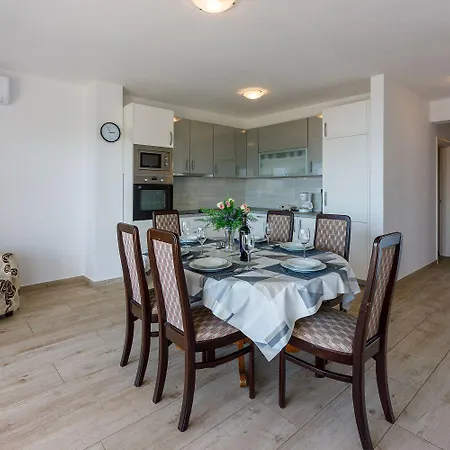 Modernes Nur 100 Meter Zum Mit Grillplatz, Meerblick, Klima Apartament Crikvenica